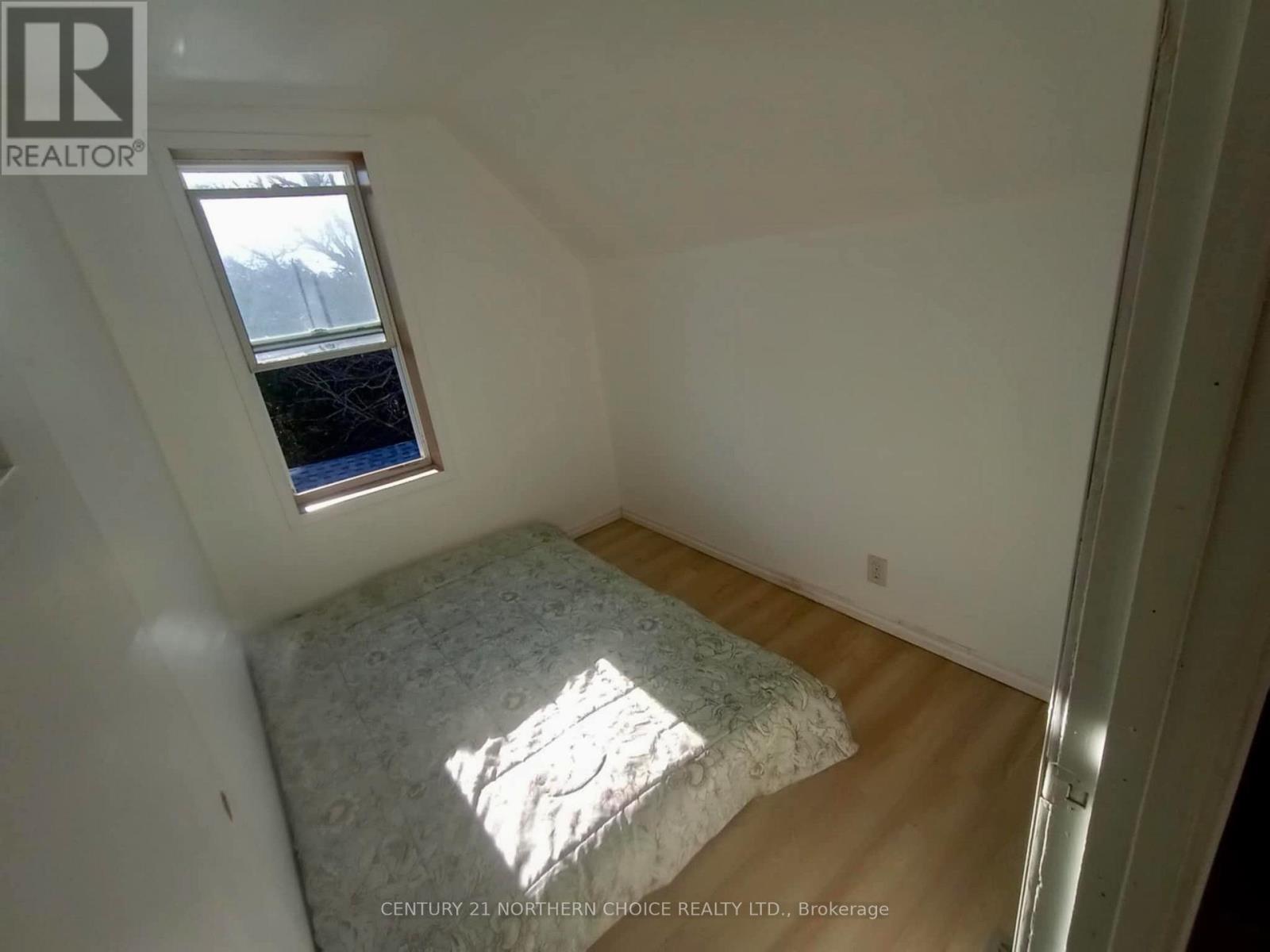 32 Martin Avenue, La Vallee, Ontario  P0W 1C0 - Photo 11 - X13250966