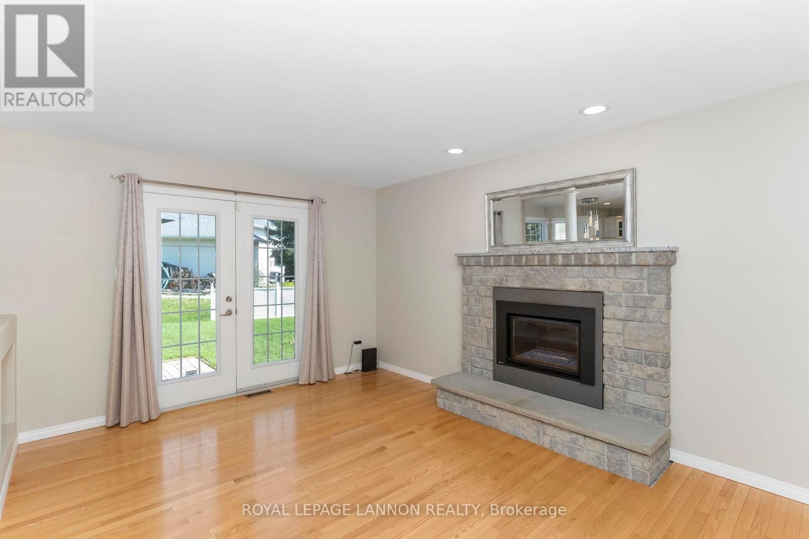 113 Princeton Place, Thunder Bay, Ontario  P7A 8B3 - Photo 13 - X13251380