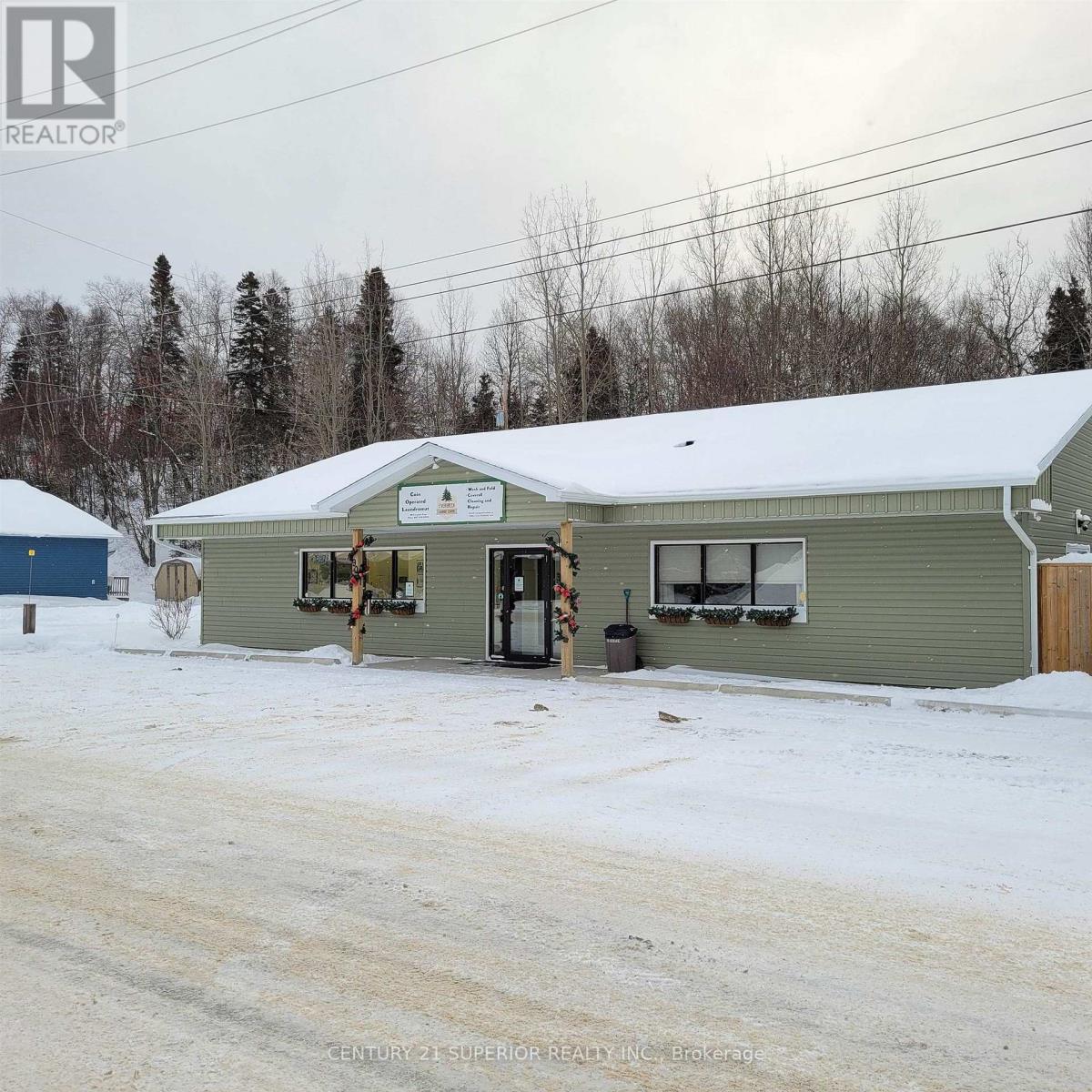 90 Evergreen Drive, Marathon, Ontario  P0T 2E0 - Photo 2 - X13265054
