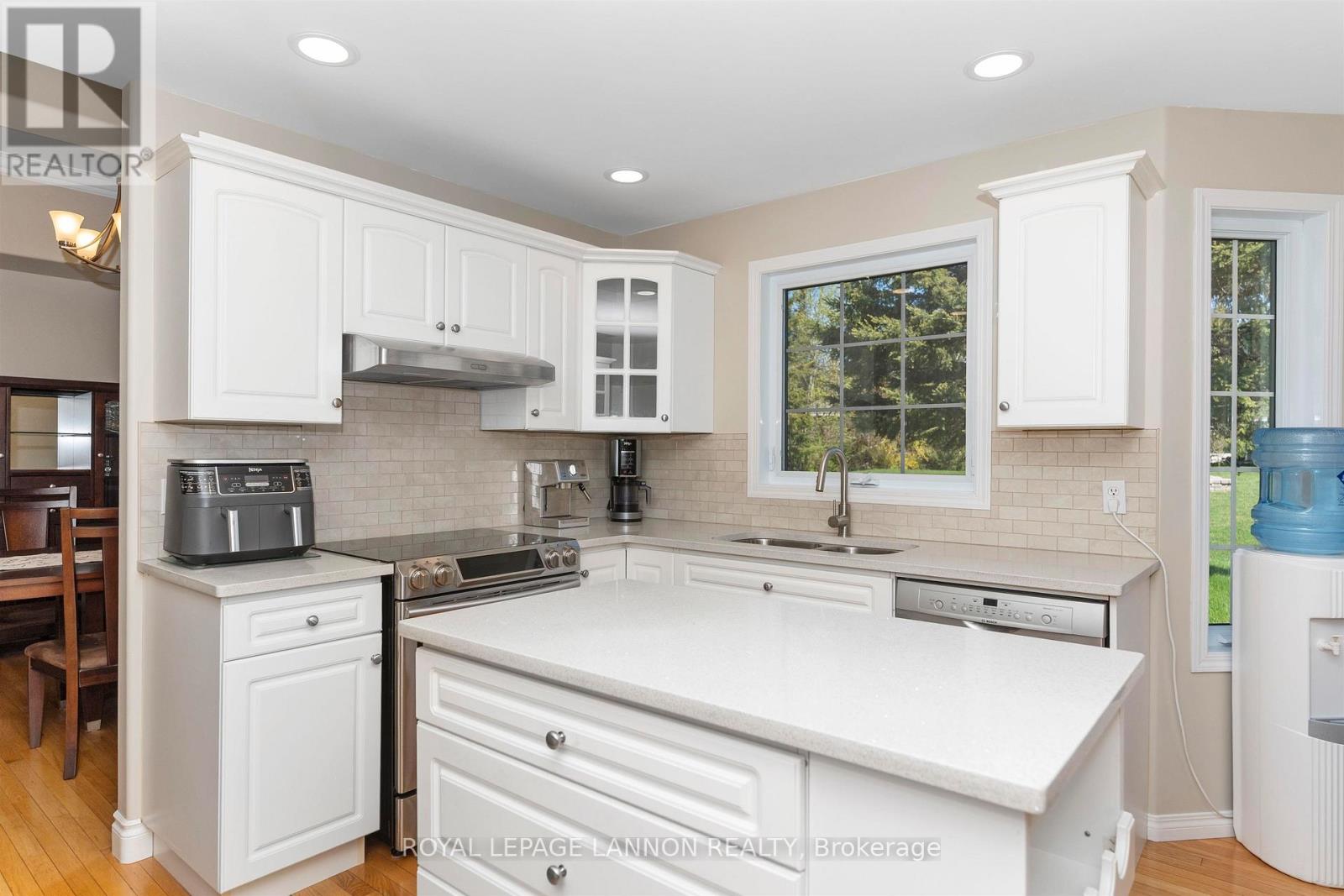 113 Princeton Place, Thunder Bay, Ontario  P7A 8B3 - Photo 8 - X13251380
