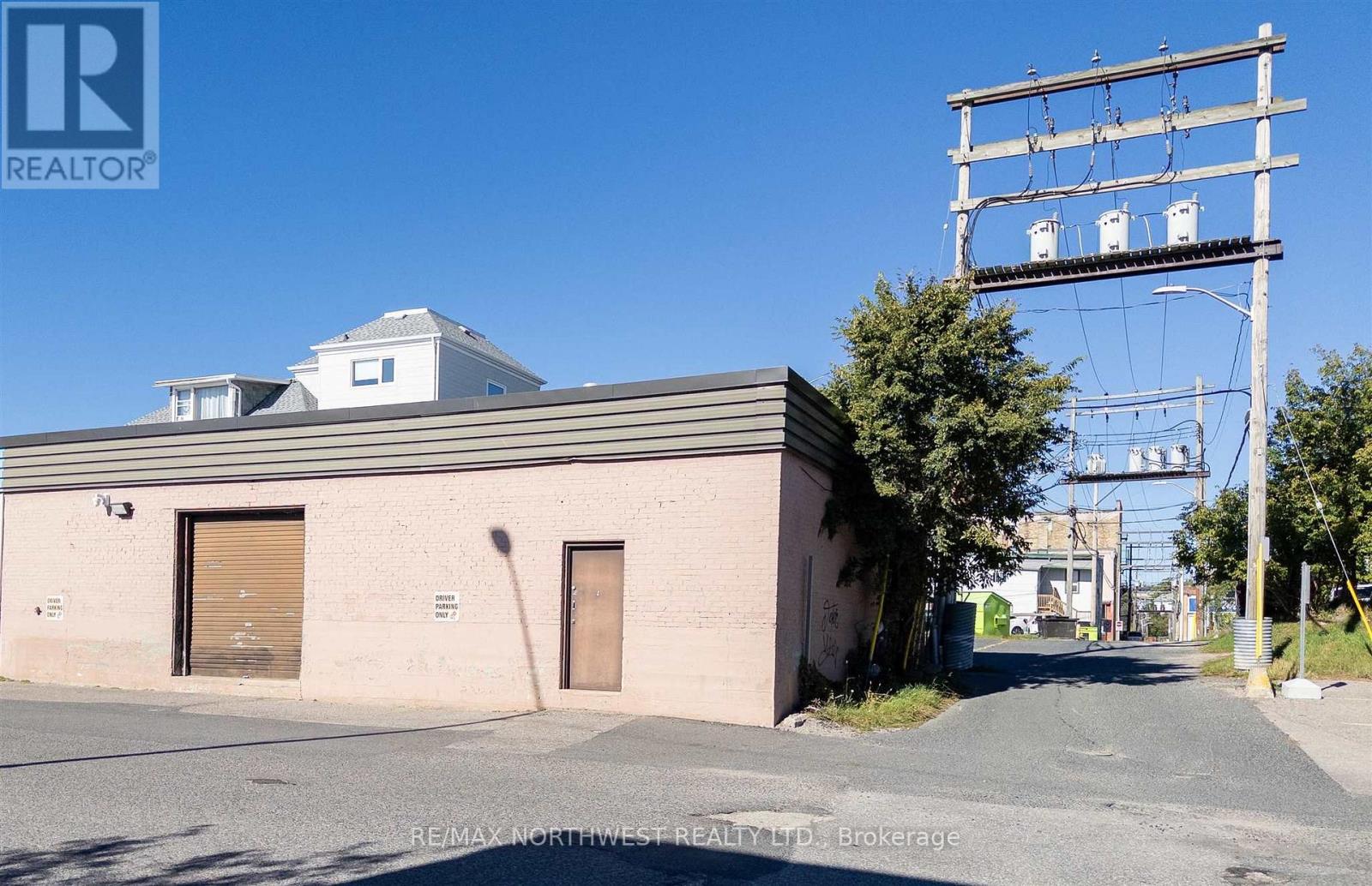 B - 231 Main Street South, Kenora, Ontario  P9N 1T3 - Photo 2 - X13265214
