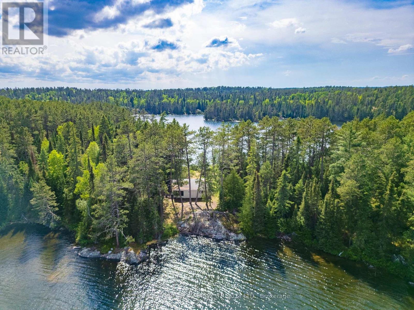 EB1789 SUMMER RESORT LOCATION, Kenora Remote Area, Ontario