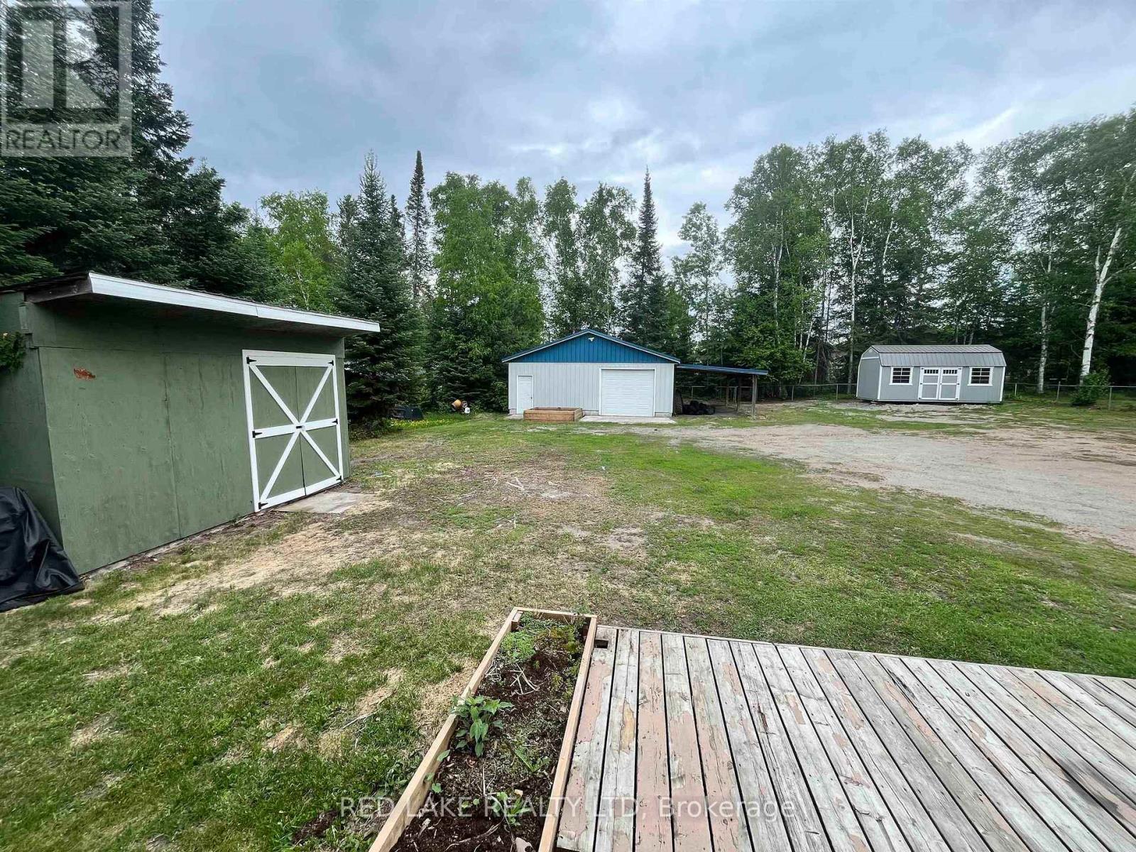 8 John Street, Ear Falls, Ontario  P0V 1T0 - Photo 30 - X13431168