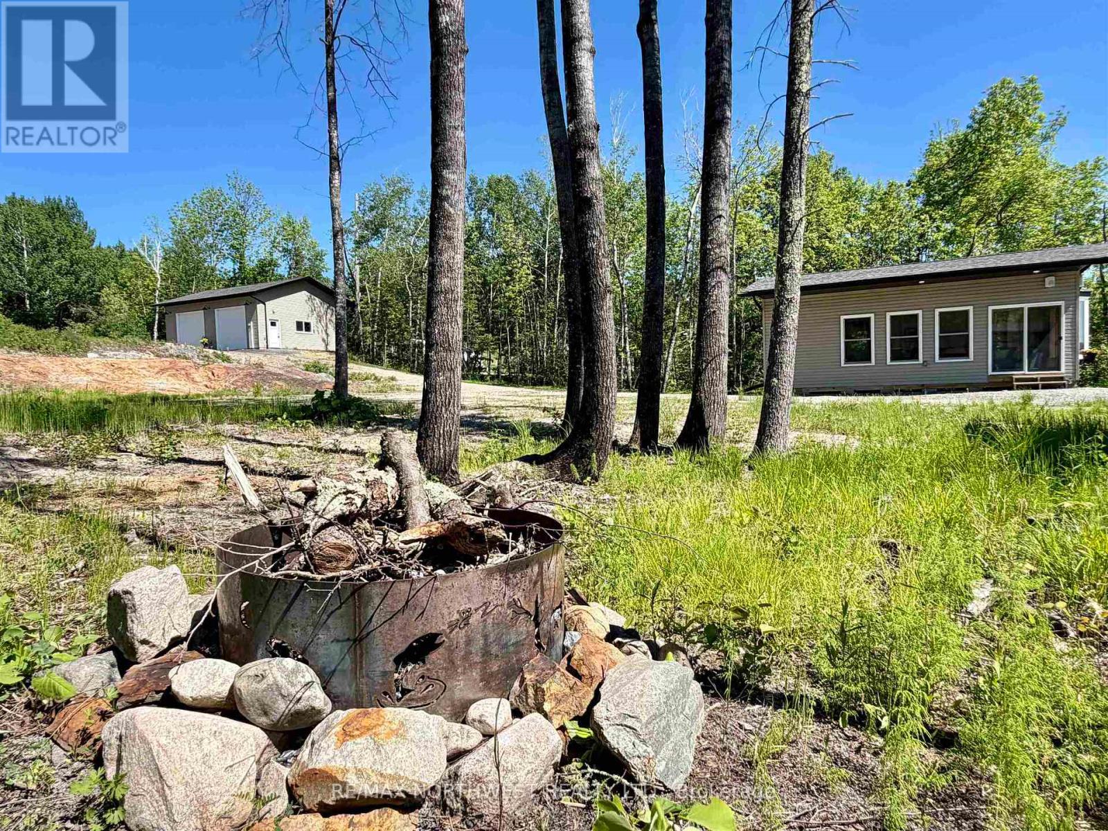 237 Nickel Lake Shores Road, Rainy River Remote Area, Ontario  P9A 3M3 - Photo 2 - X13414442