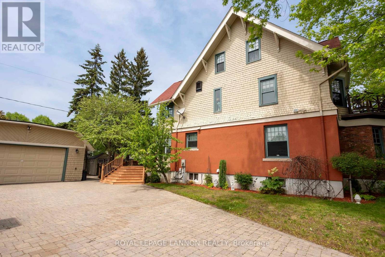 34 Winnipeg Avenue, Thunder Bay, Ontario  P7B 3P7 - Photo 3 - X13449994
