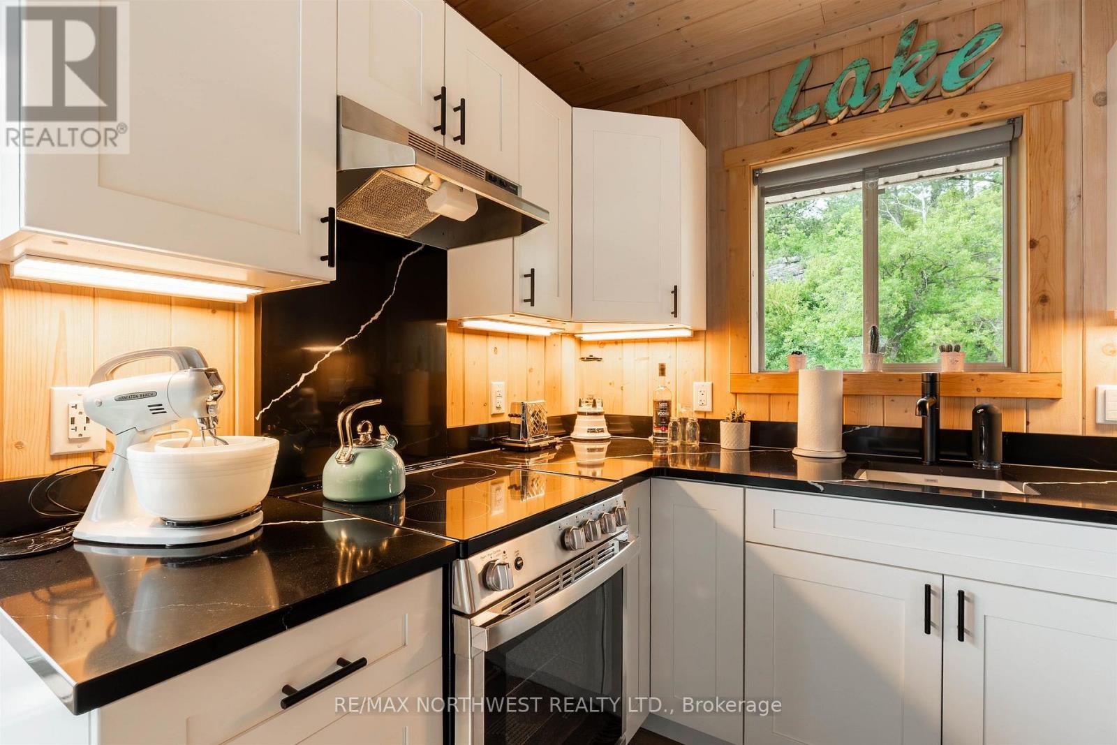 Fr 3 259a Inglis Lake Road, Kenora Remote Area, Ontario  P0X 1C0 - Photo 37 - X13470788