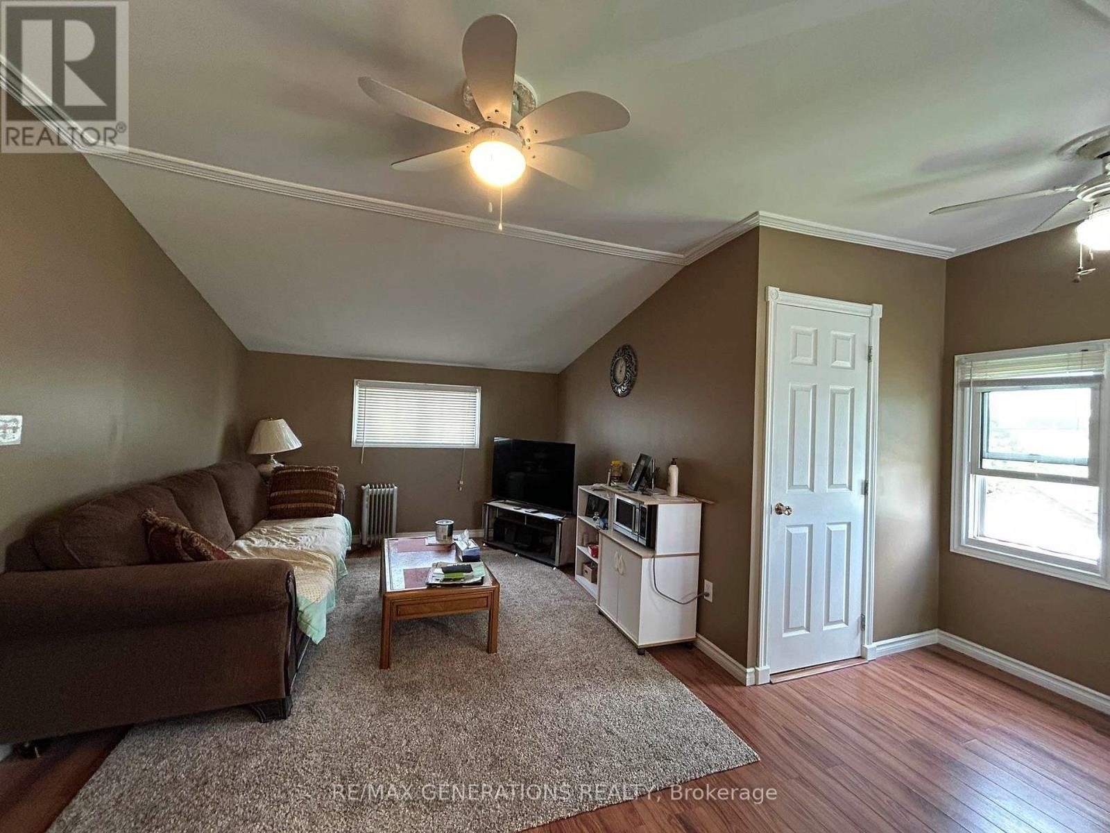 208 Mackenzie Avenue, Atikokan, Ontario  P0T 1C0 - Photo 5 - X13469172