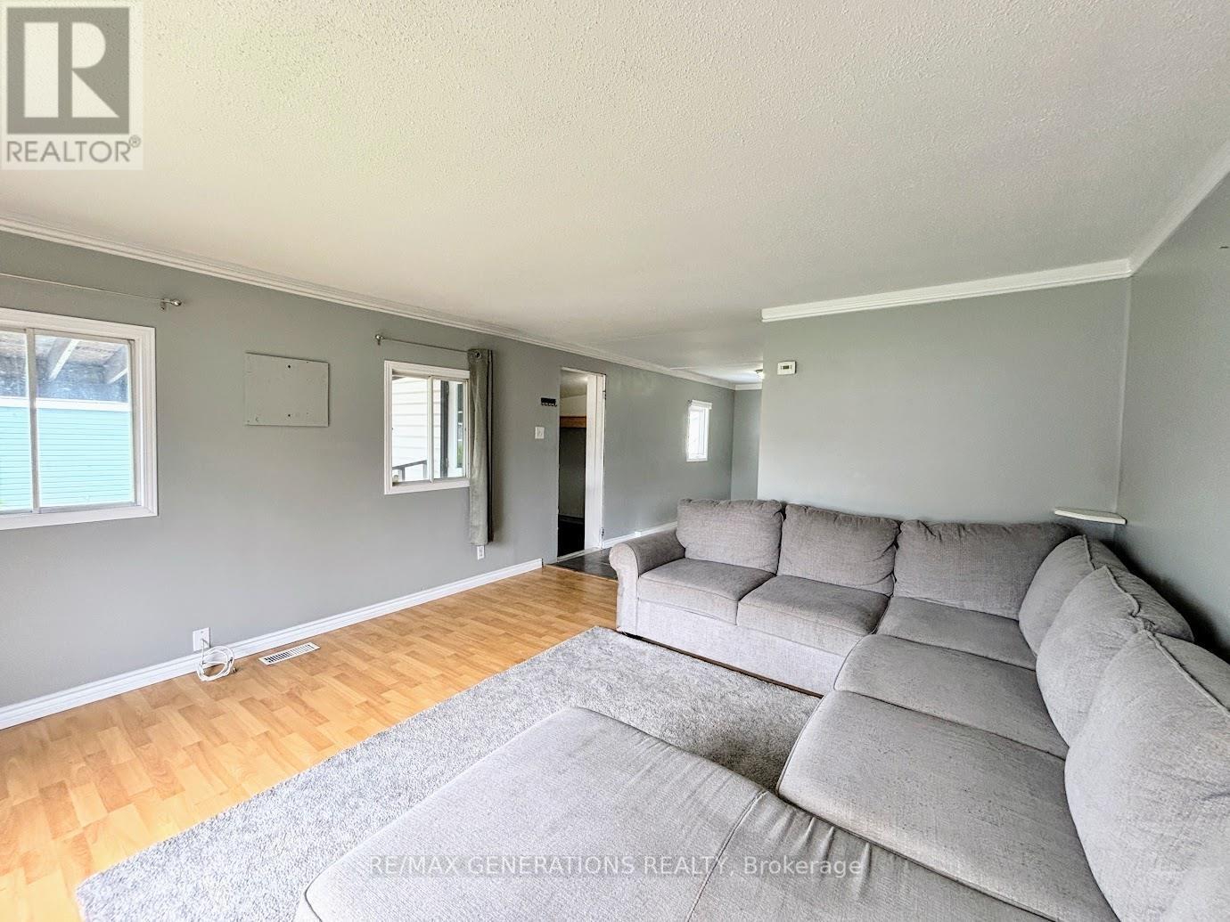 54 Jackson Crescent, Marathon, Ontario  P0T 2E0 - Photo 4 - X13475436