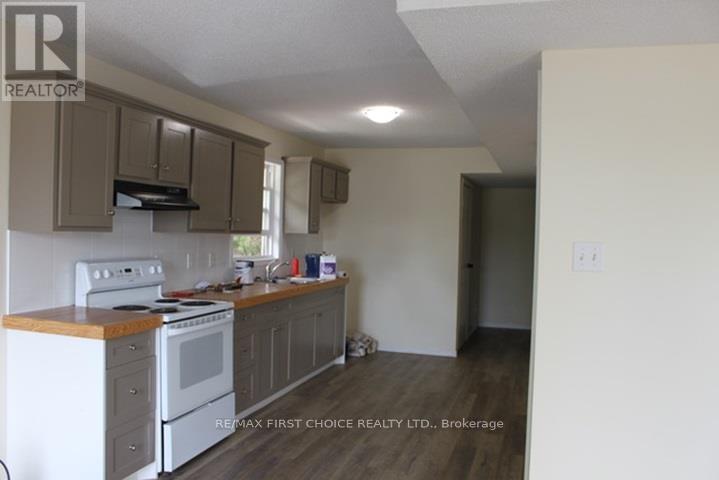 129 Mckellar Street N, Thunder Bay, Ontario  P7C 3Y9 - Photo 4 - X13500030