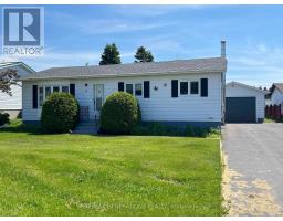10 LLOYD IRWIN STREET, Marathon, Ontario