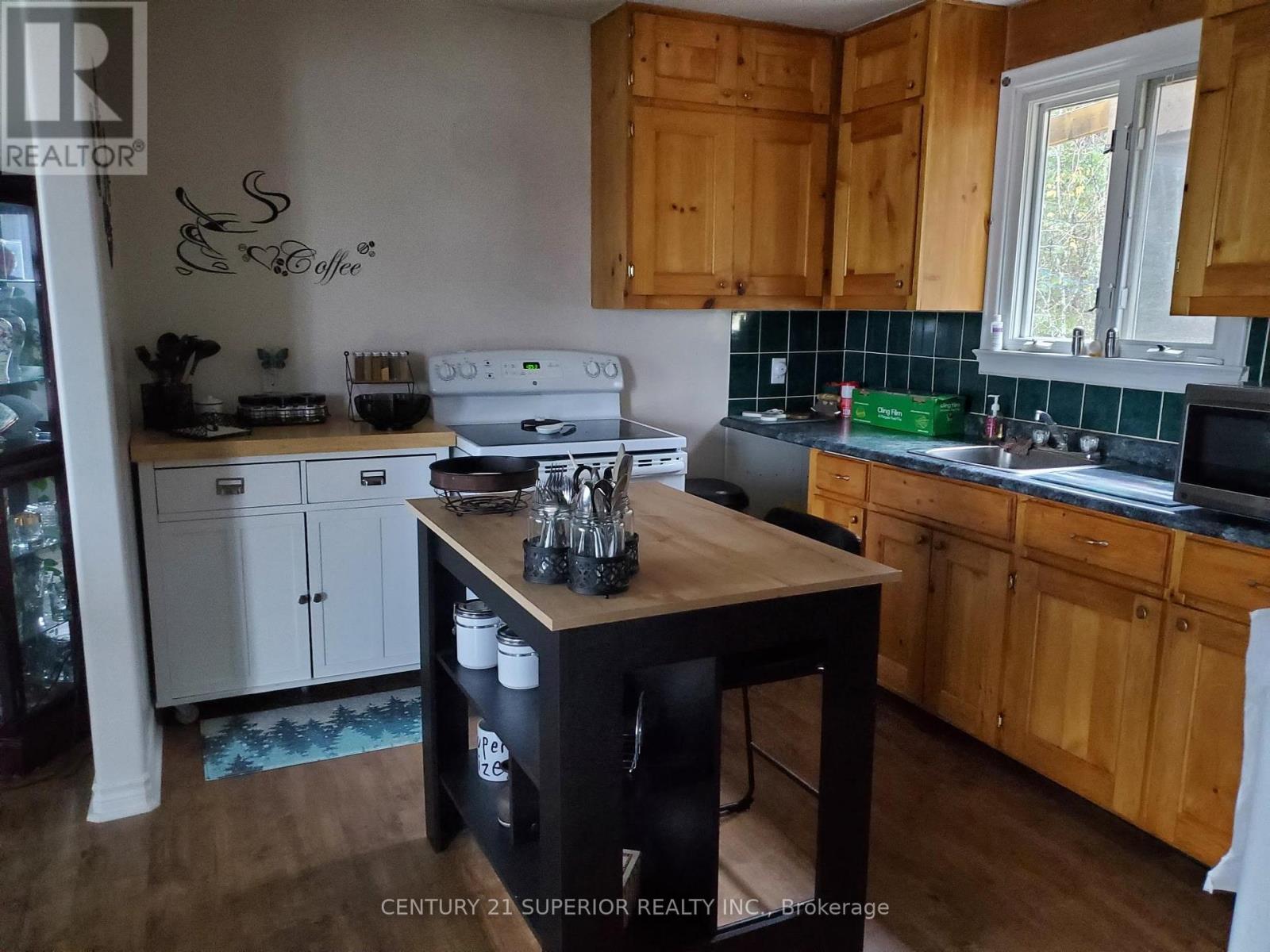 7 Essa Place, Manitouwadge, Ontario  P0T 2C0 - Photo 14 - X13501902