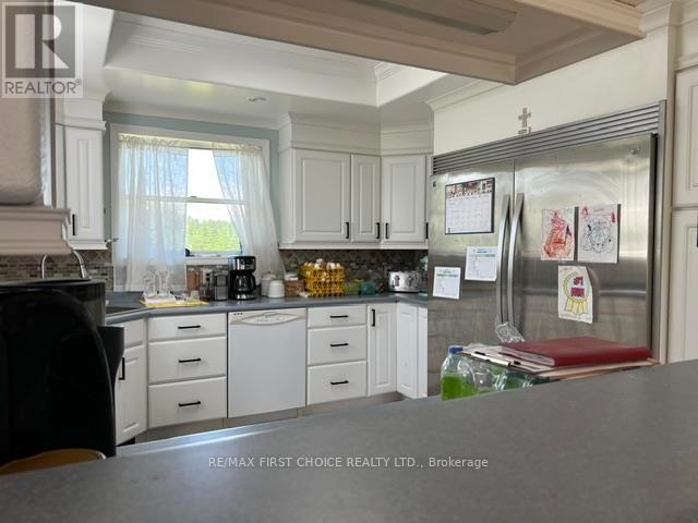 7431 Hwy 621, Lake Of The Woods, Ontario  P0W 1J0 - Photo 7 - X13520808