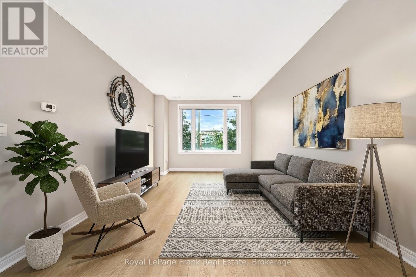 218 - 7400 MARKHAM ROAD