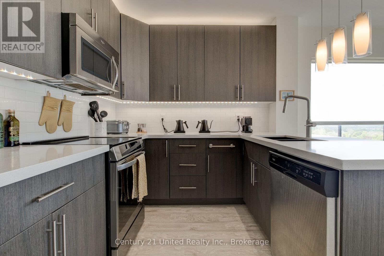 1702 - 1 Victoria Street S, Kitchener, Ontario  N2G 1C5 - Photo 7 - X13730604