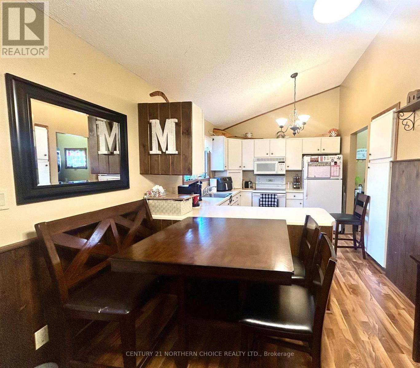 626 Second Street West, Fort Frances, Ontario  P9A 2Z8 - Photo 2 - X13532864