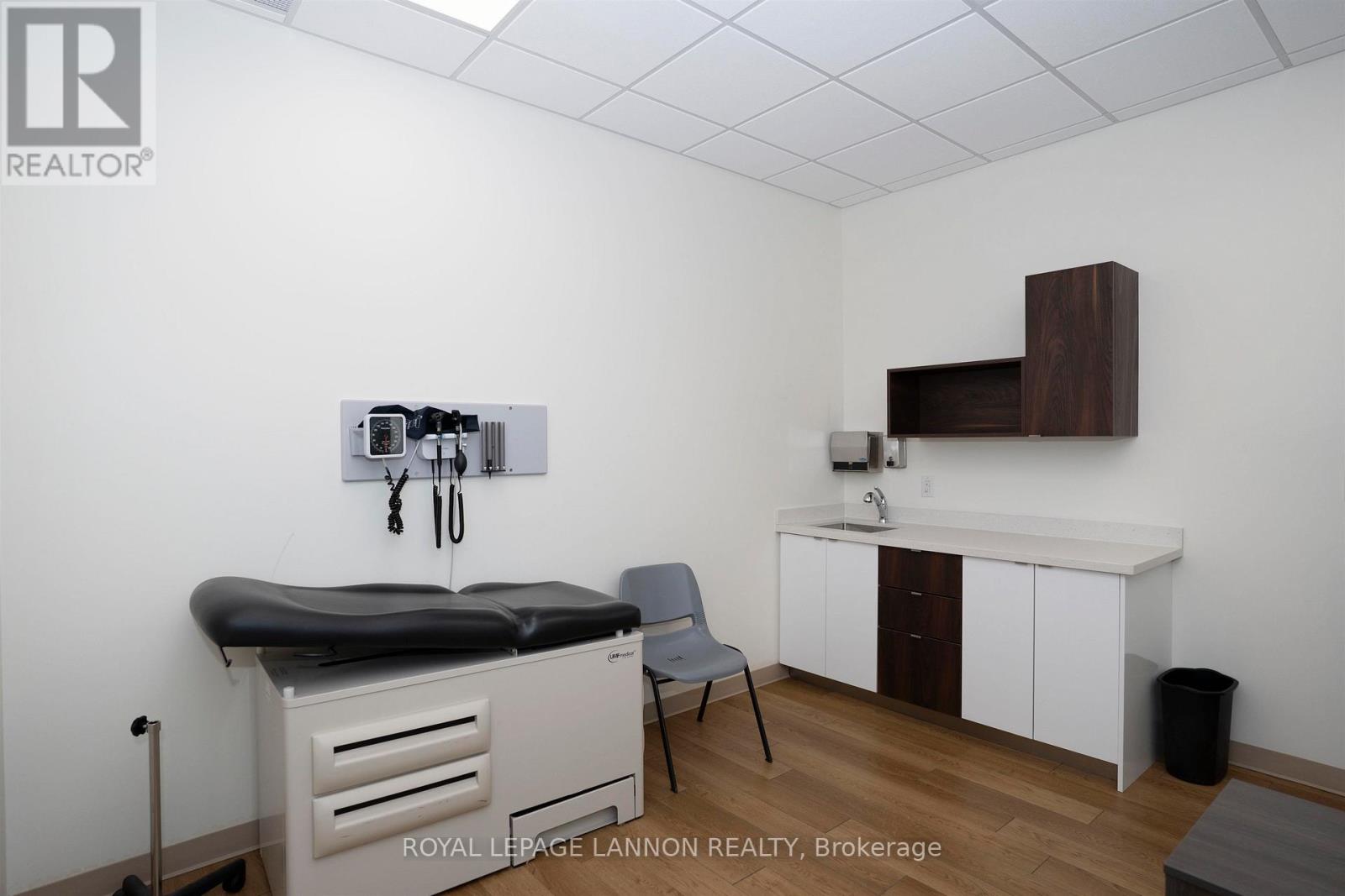 A - 421 Victoria Ave E, Thunder Bay, Ontario  P7C 1A6 - Photo 11 - X13534232