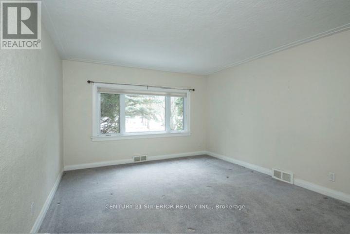 327 Brunswick Street S, Thunder Bay, Ontario  P7E 1W7 - Photo 3 - X13512378