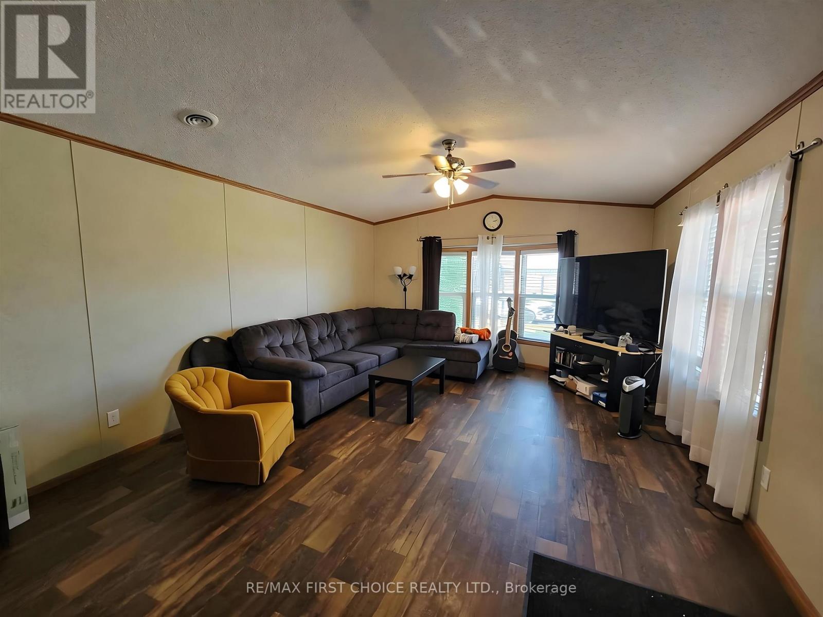 75 Coral Street — photo 3