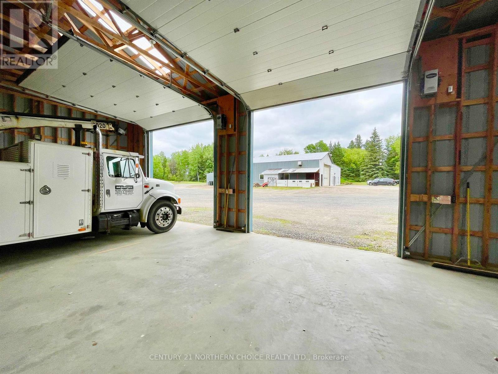 17141 Hwy 17 W, Kenora Remote Area, Ontario  P8N 2Y6 - Photo 26 - X13538684