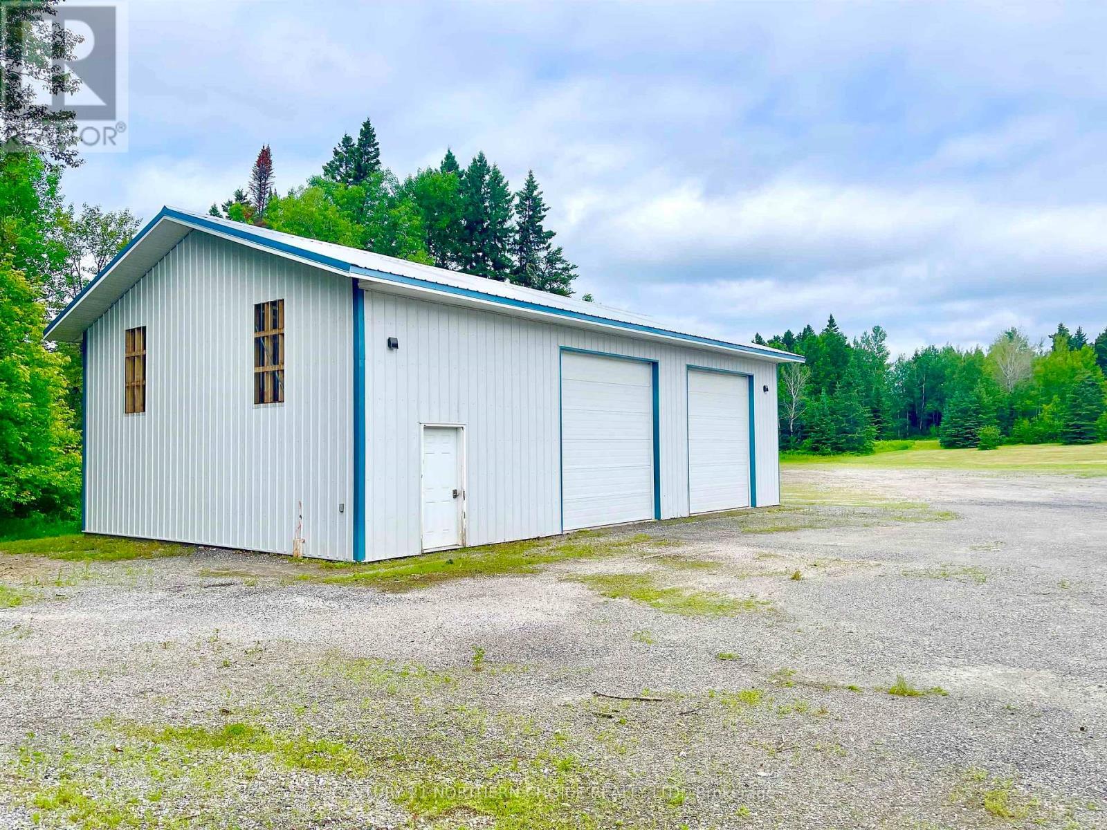 17141 Hwy 17 W, Kenora Remote Area, Ontario  P8N 2Y6 - Photo 3 - X13538684