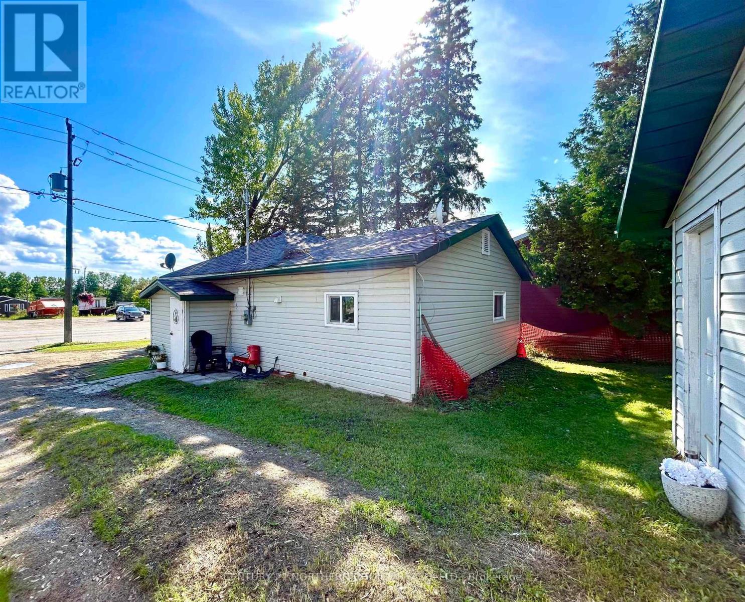 6080 Highway 11, Emo, Ontario  P0W 1E0 - Photo 5 - X13538692
