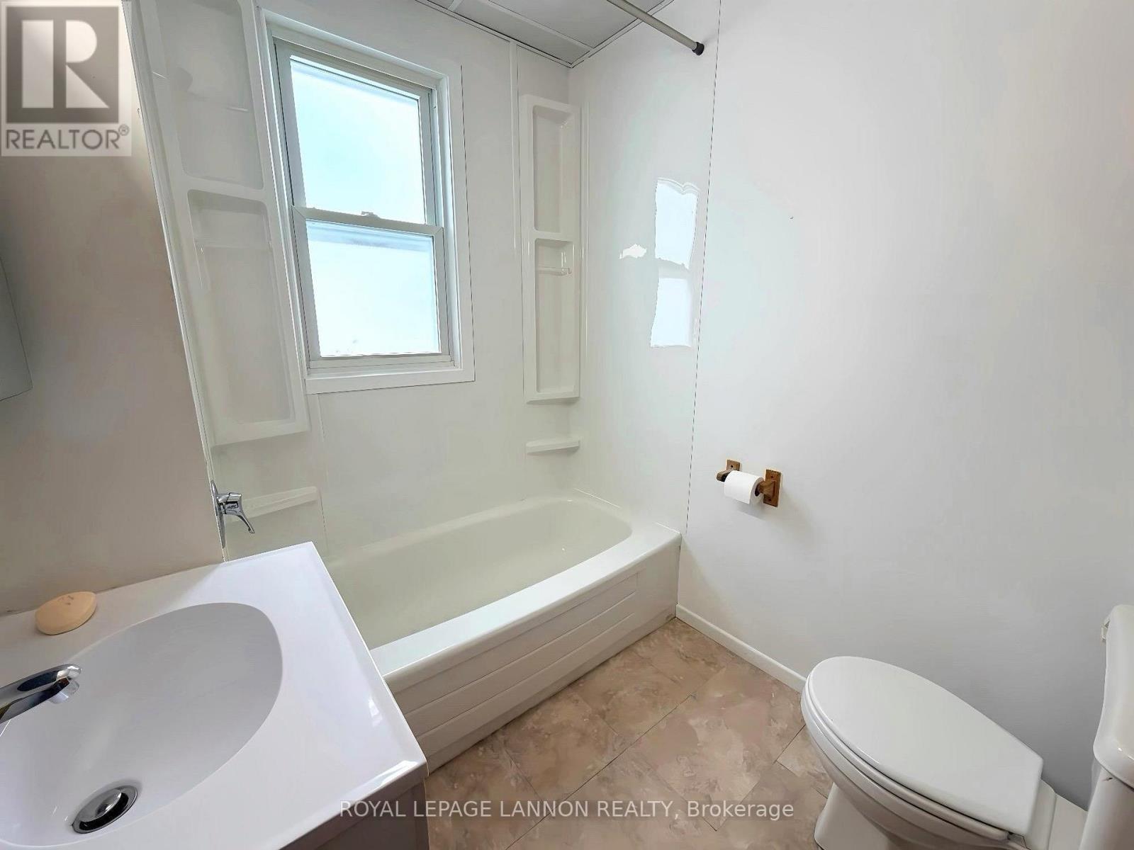 205 Second Avenue, Greenstone, Ontario  P0T 1M0 - Photo 16 - X13538754