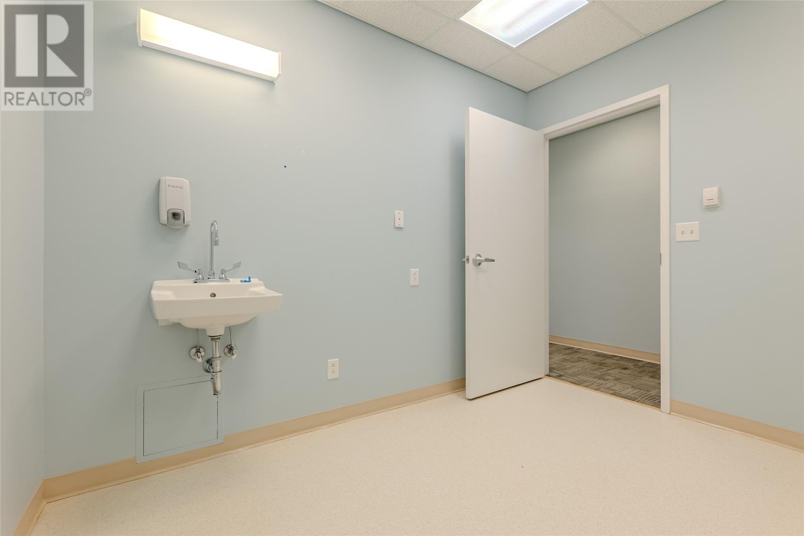 40 Airport Heights Drive, St. John's — photo 15