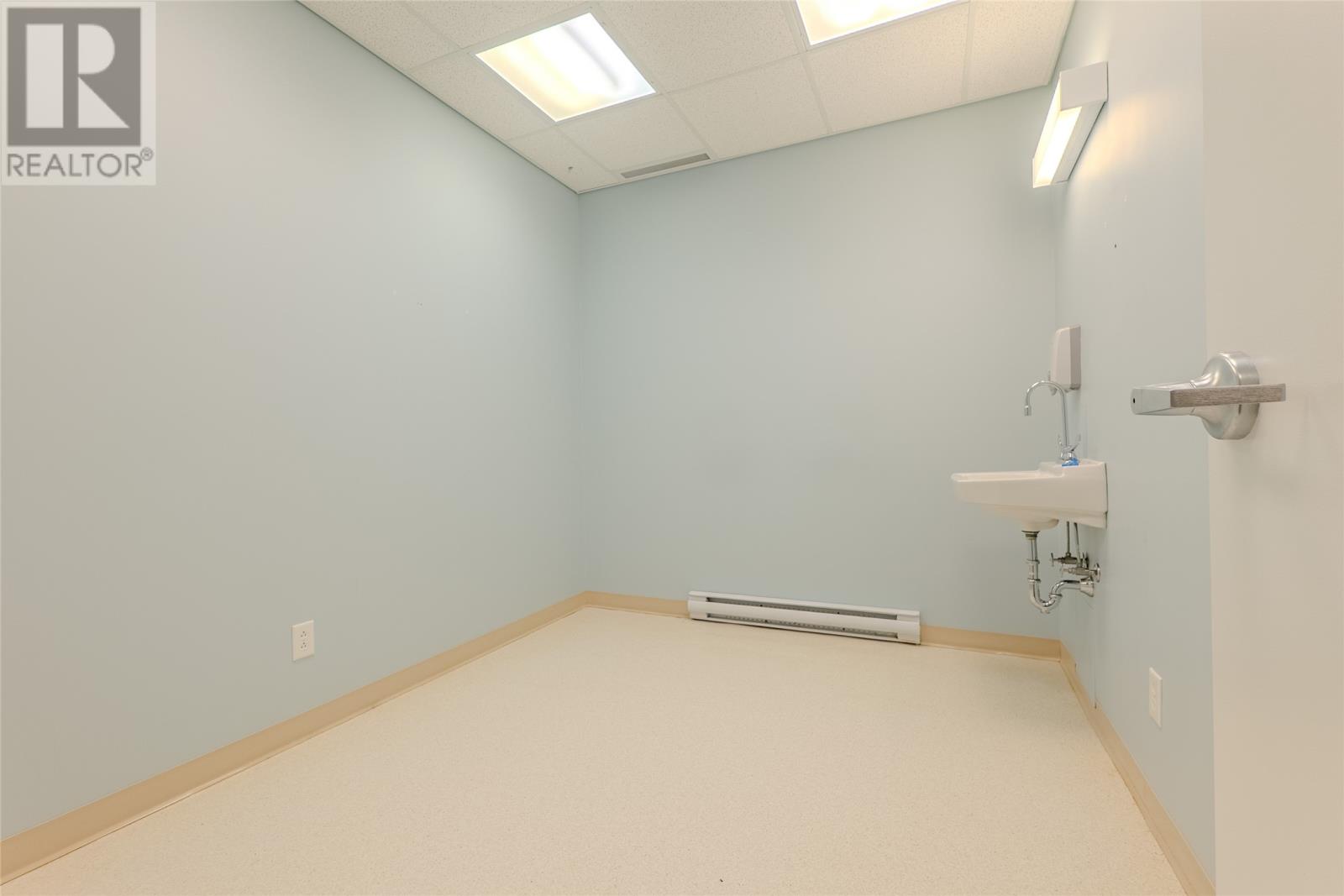 40 Airport Heights Drive, St. John's — photo 16