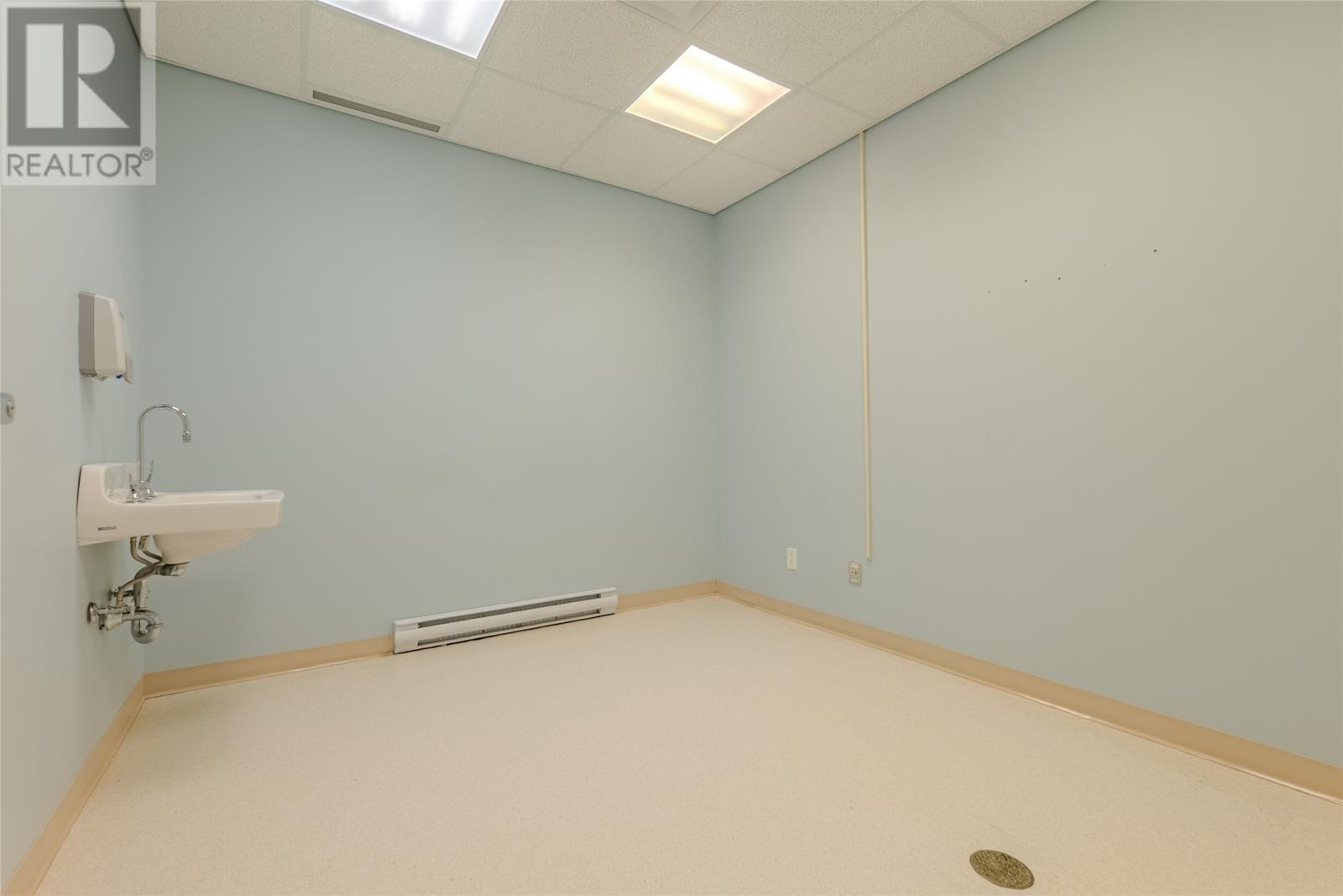 40 Airport Heights Drive, St. John's — photo 18