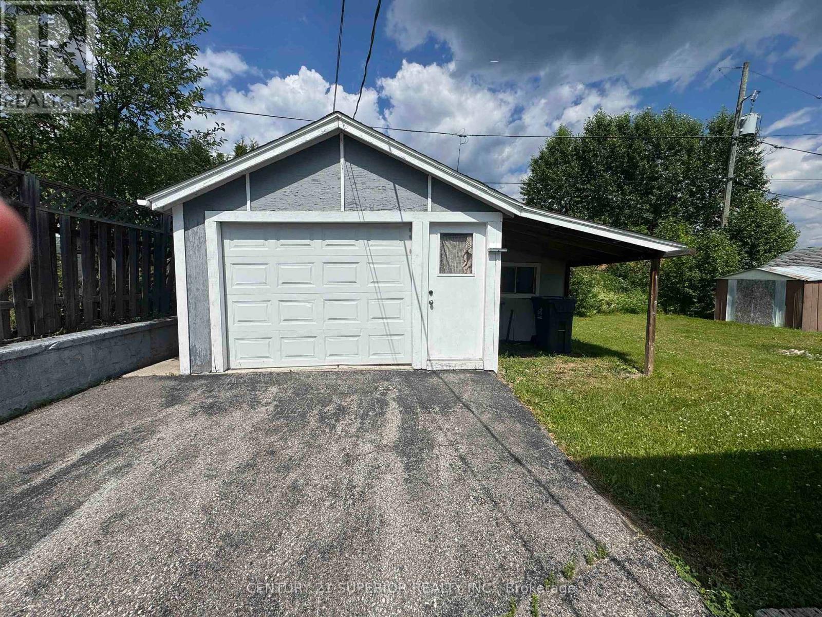 96 Warbler Drive, Manitouwadge, Ontario  P0T 2C0 - Photo 5 - X13560390