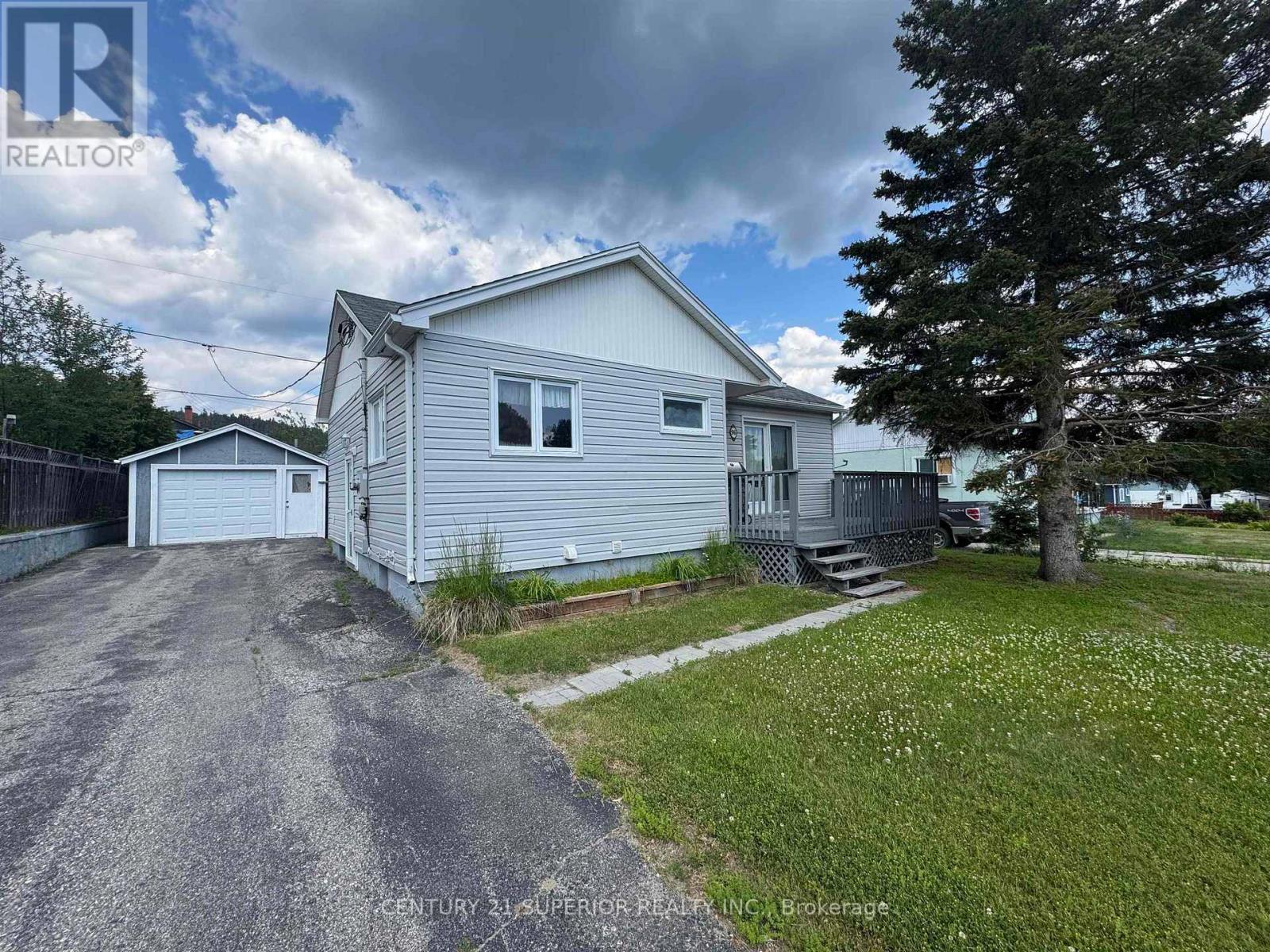 96 Warbler Drive, Manitouwadge, Ontario  P0T 2C0 - Photo 49 - X13560390