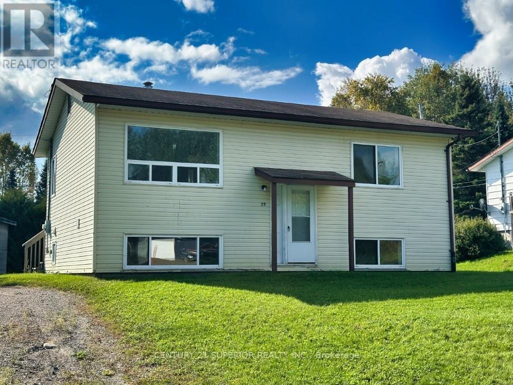 29 Parkway Place, Terrace Bay, Ontario  P0T 2W0 - Photo 1 - X13540082