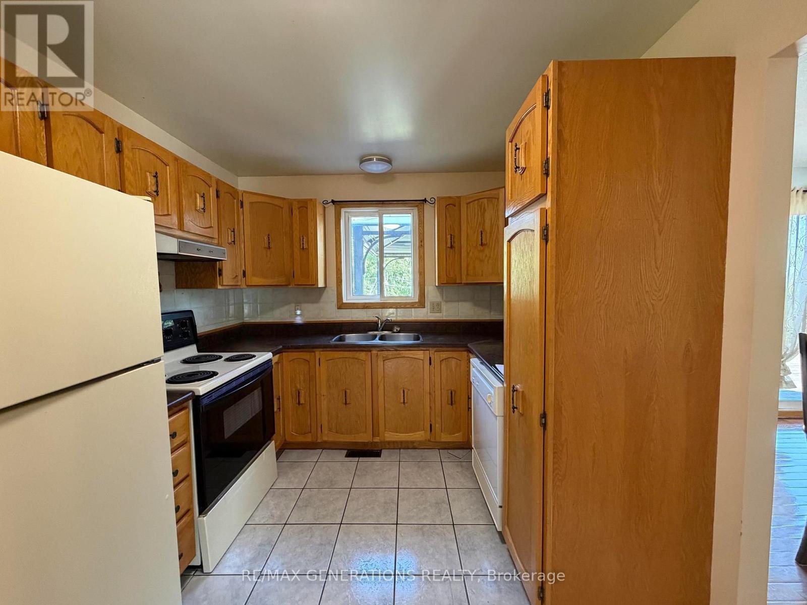 23 Terrace Heights Drive, Terrace Bay, Ontario  P0T 2W0 - Photo 3 - X13556466