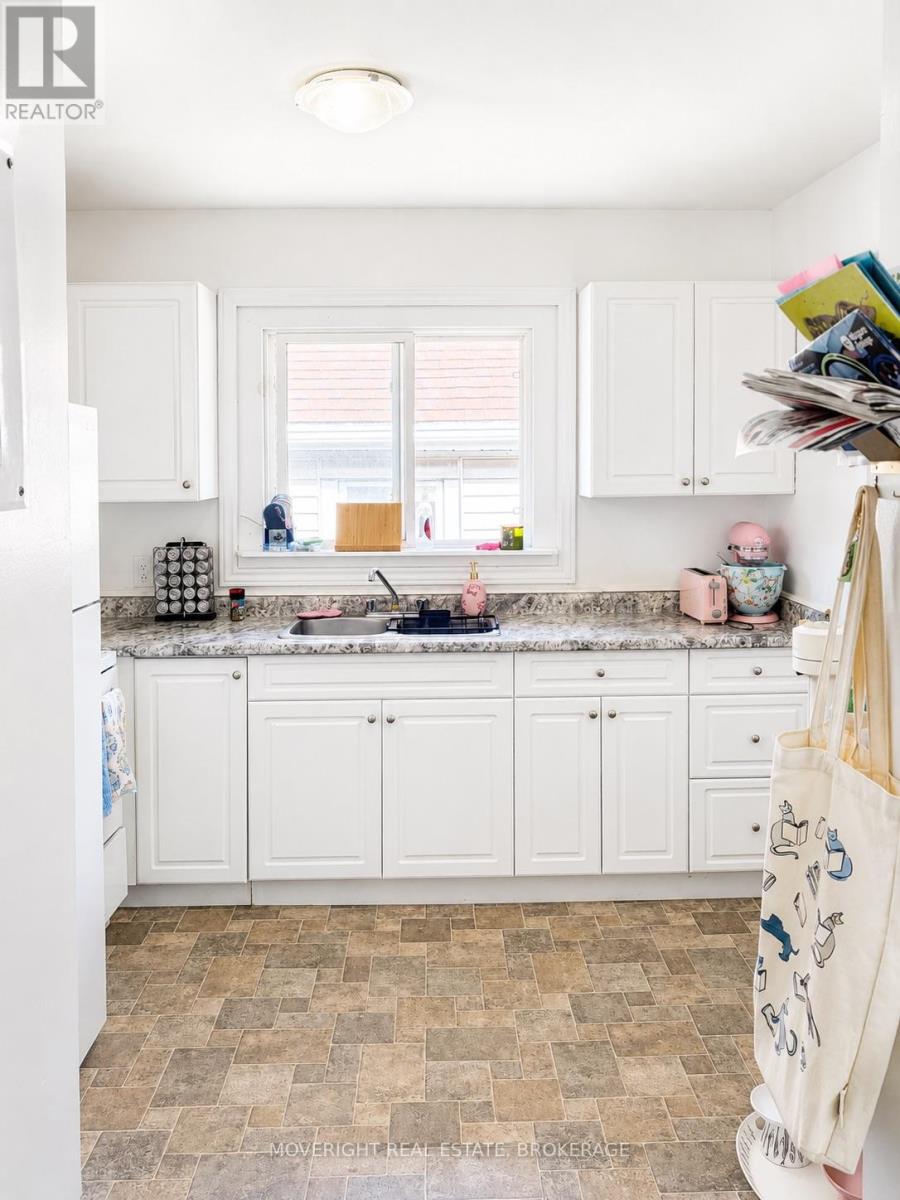 Unit 3 - 24 Ottawa Street, St. Catharines, Ontario  L2R 1Y9 - Photo 2 - X13730610