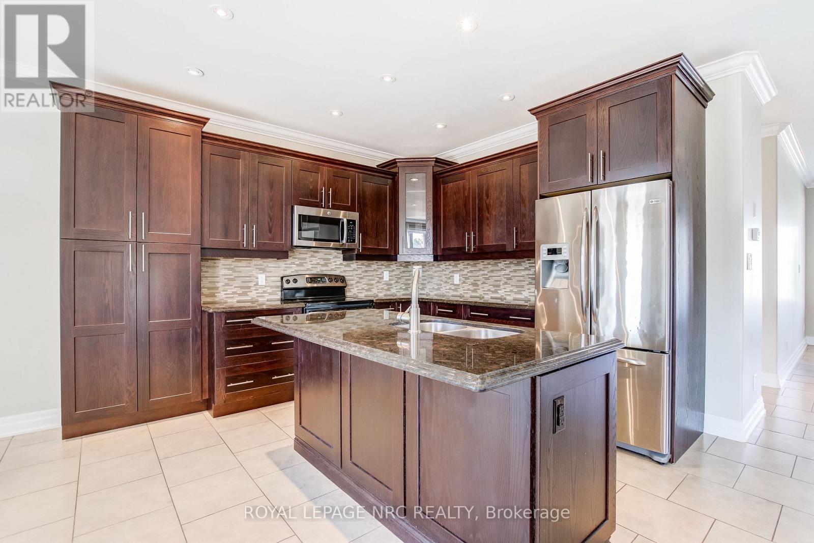 5784 Ironwood Street, Niagara Falls, Ontario  L2H 0G4 - Photo 4 - X13730666