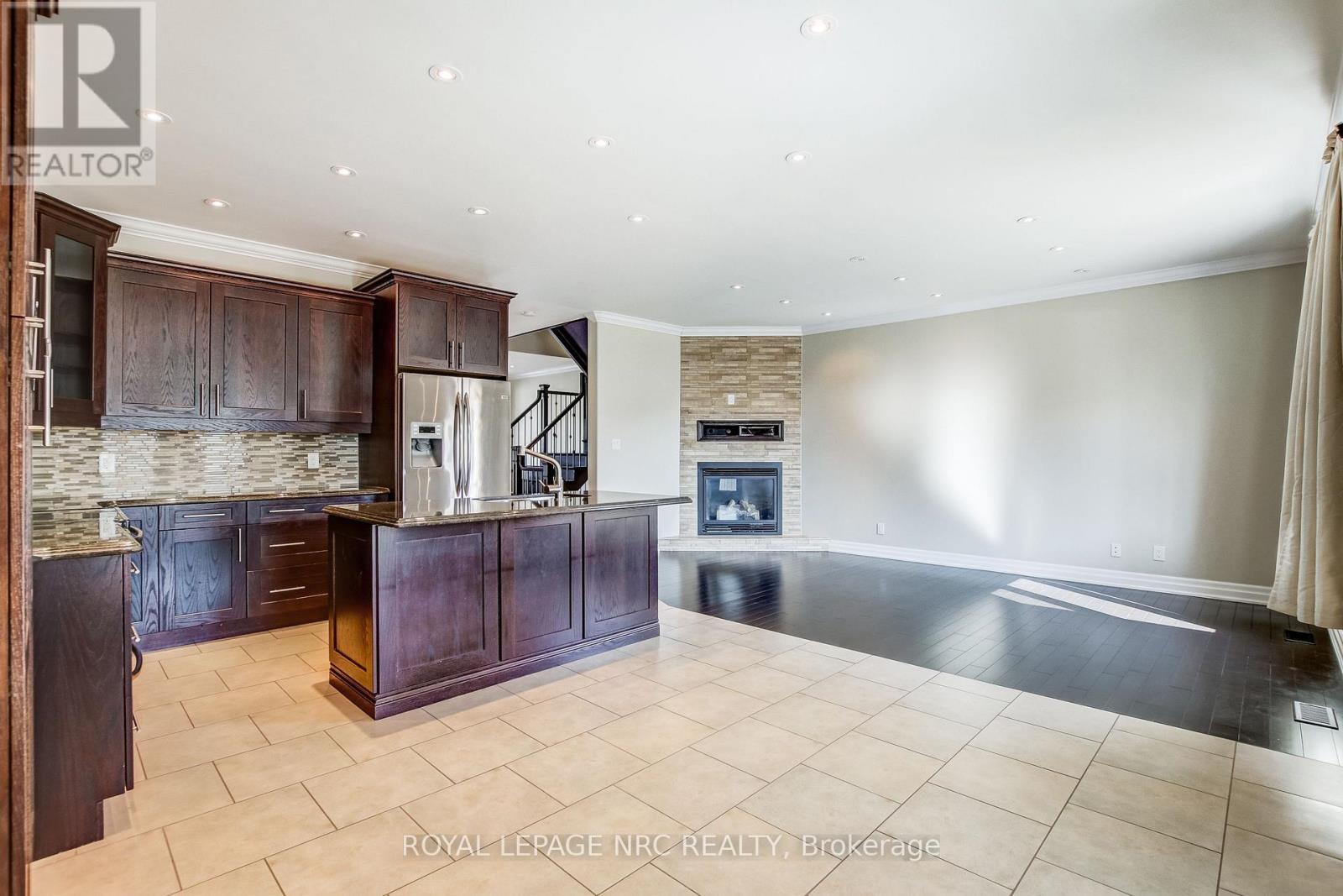 5784 Ironwood Street, Niagara Falls, Ontario  L2H 0G4 - Photo 7 - X13730666