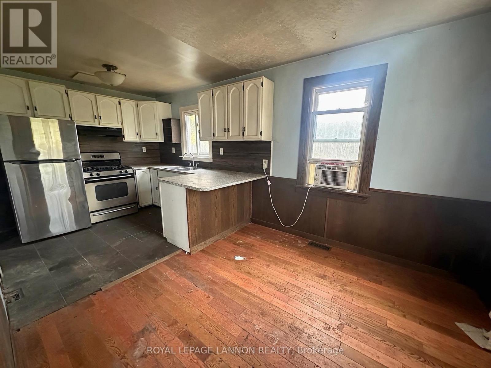 240 Hwy 11-17, Dorion, Ontario  P0T 2J0 - Photo 6 - X13563674