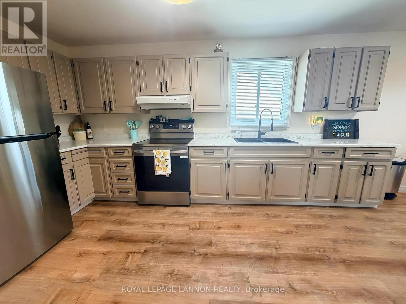 312 Ball Park Crescent, Greenstone, Ontario  P0T 1M0 - Photo 8 - X13571184