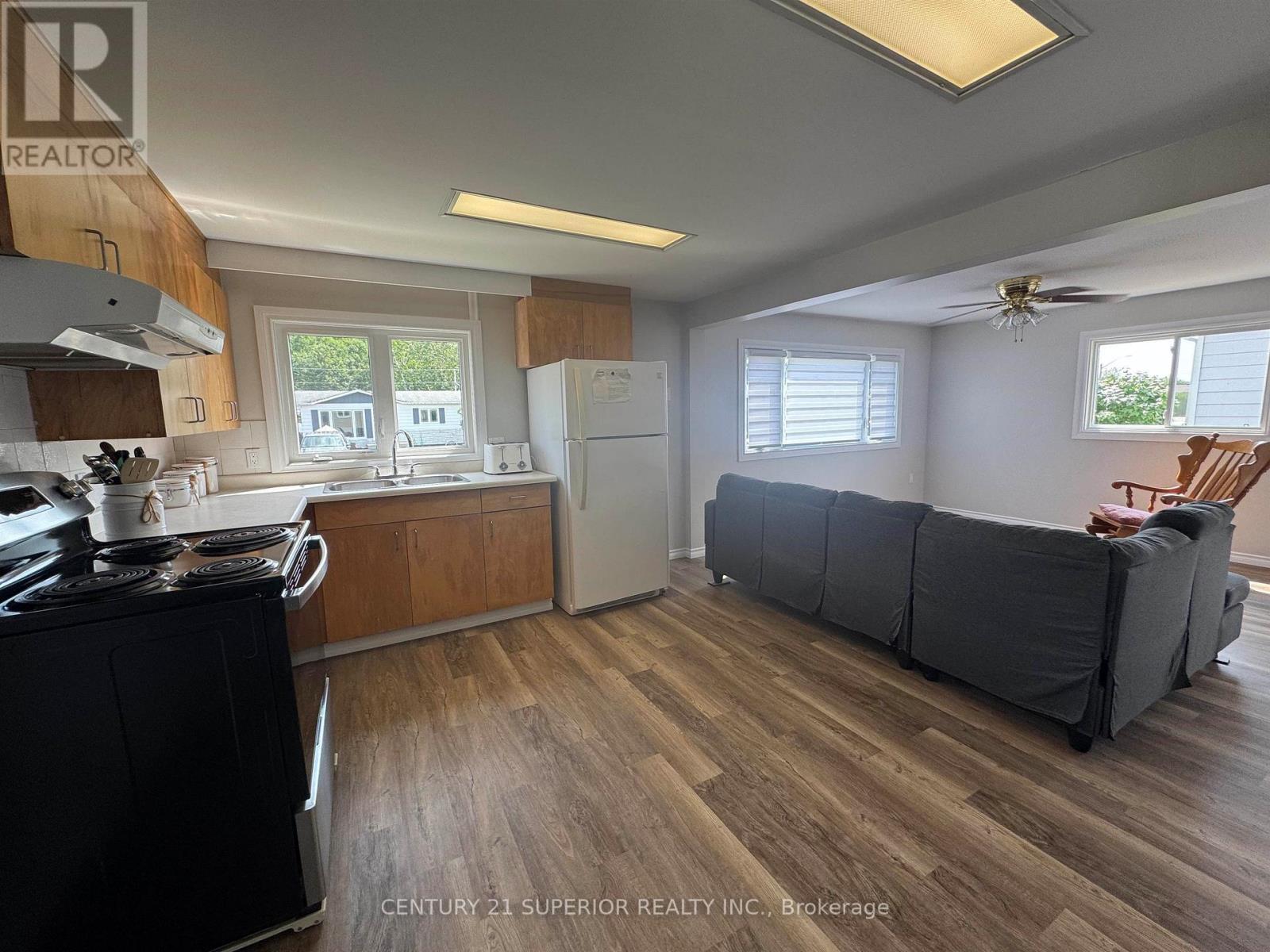 49 Otter Ave, Manitouwadge, Ontario  P0T 2C0 - Photo 11 - X13588350