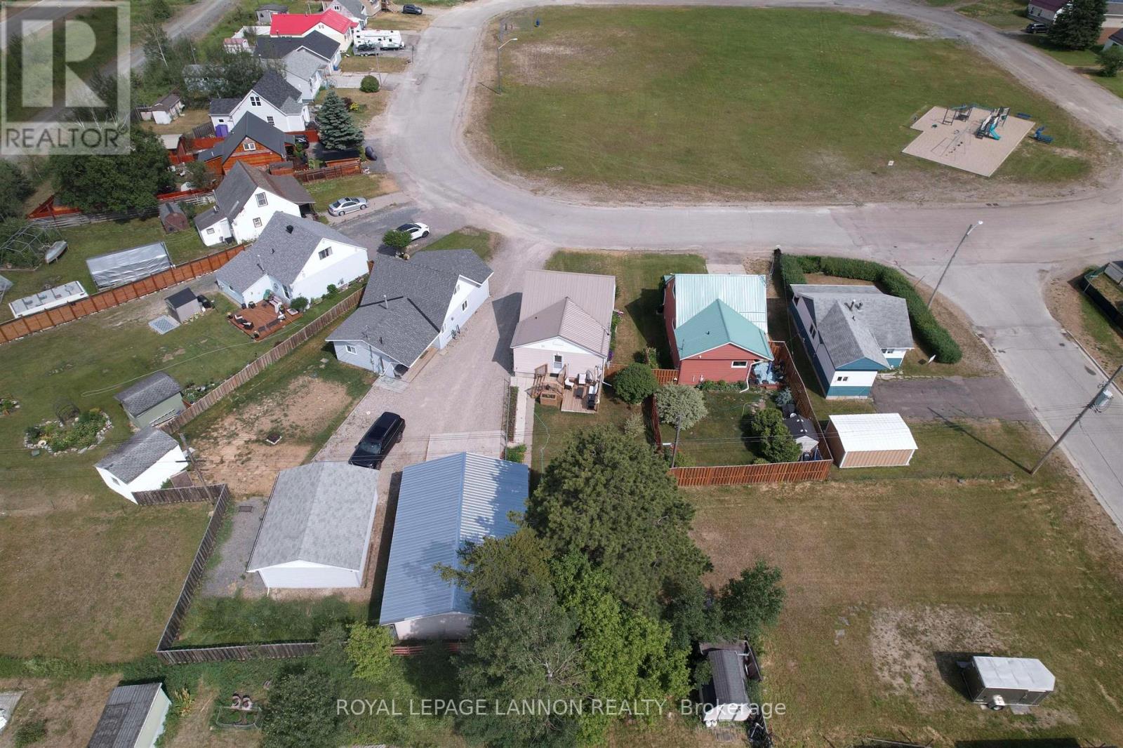 312 Ball Park Crescent, Greenstone, Ontario  P0T 1M0 - Photo 27 - X13571184