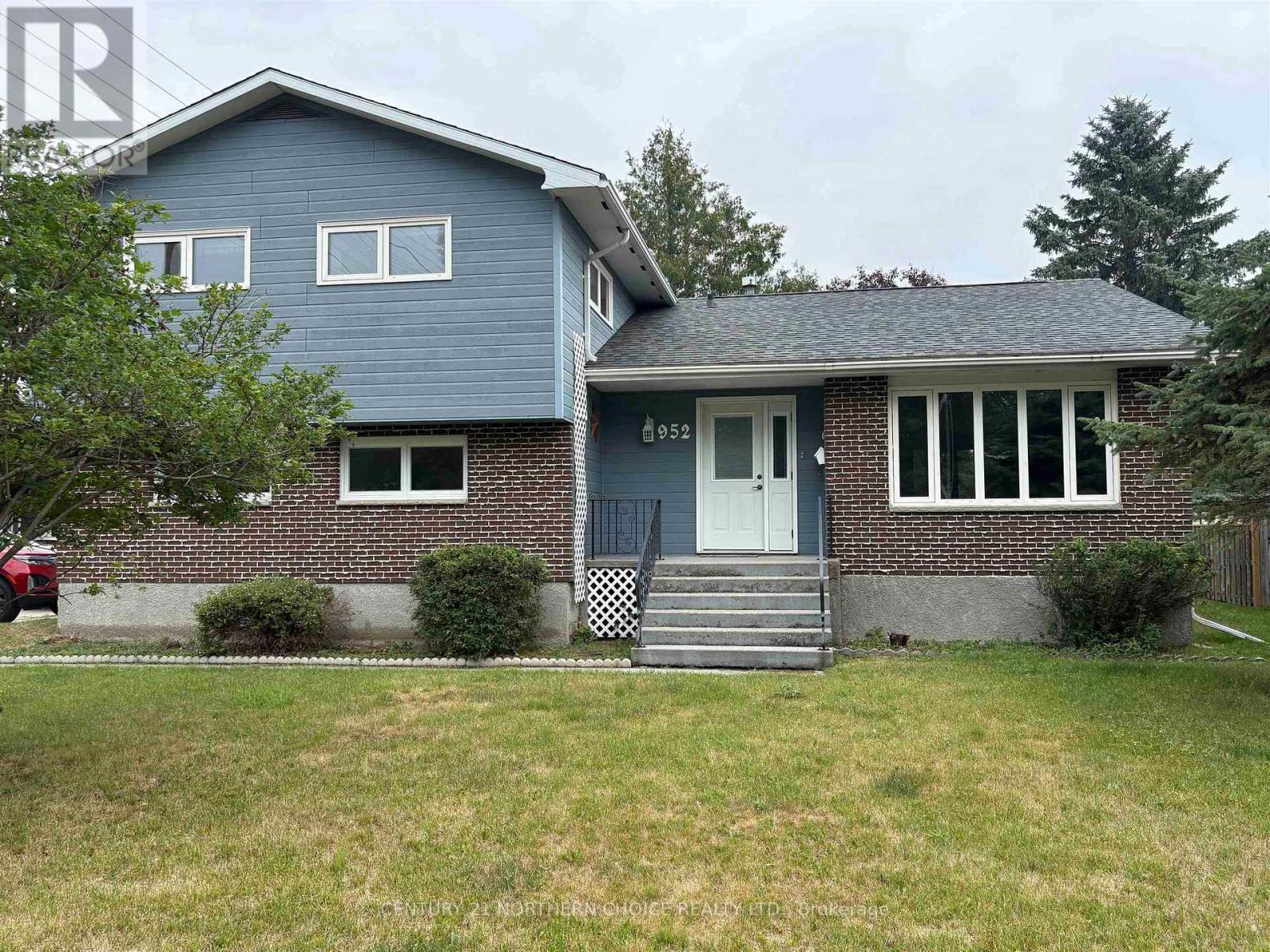952 RUSSELL BYWAY, Fort Frances, Ontario