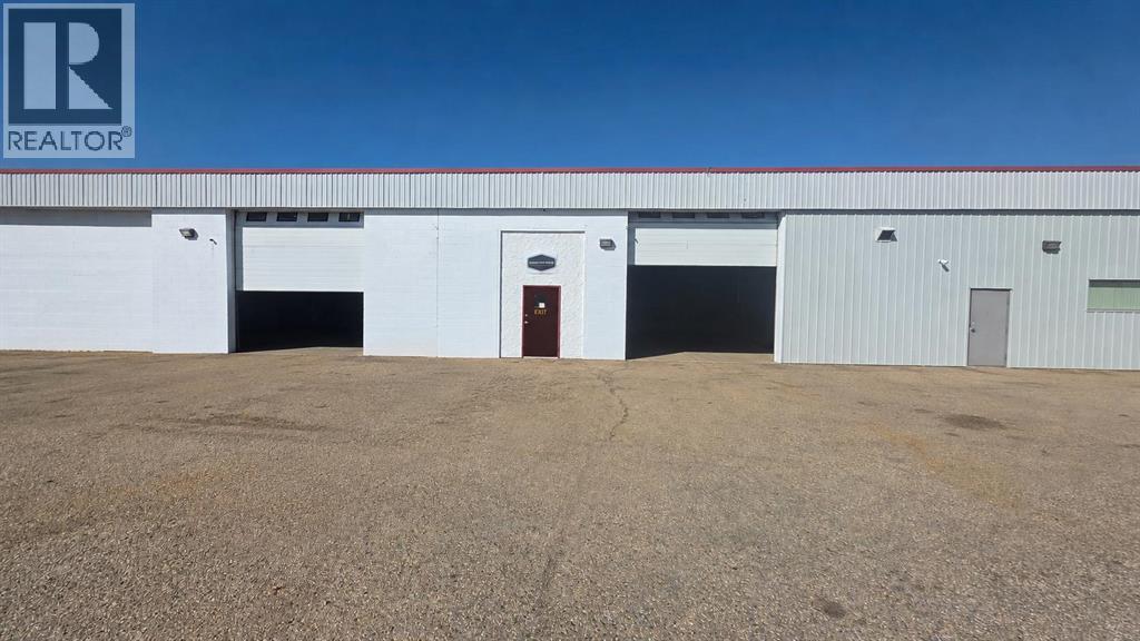 2 & 3, 6503 67 Street, Red Deer, Alberta T4P 1A3 - Photo 1 - A2340932
