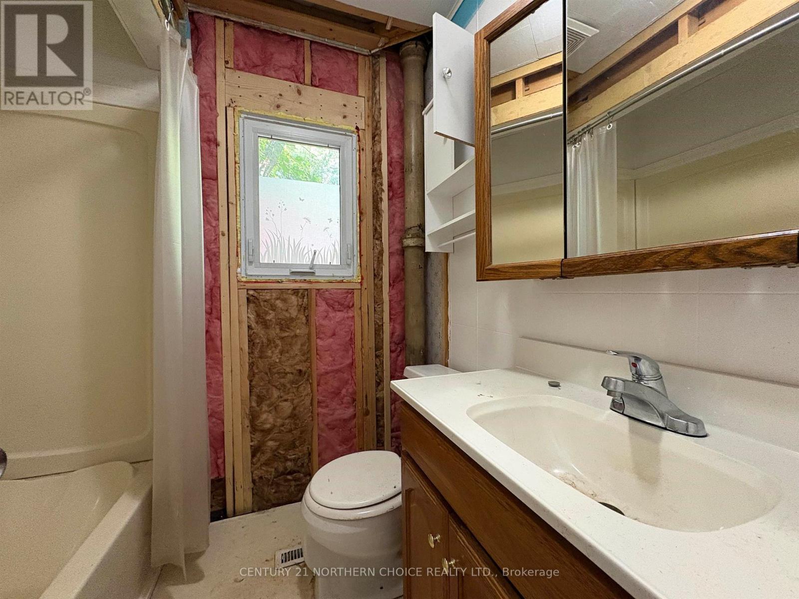 808 Portage Avenue, Fort Frances, Ontario  P9A 2A6 - Photo 10 - X13595004