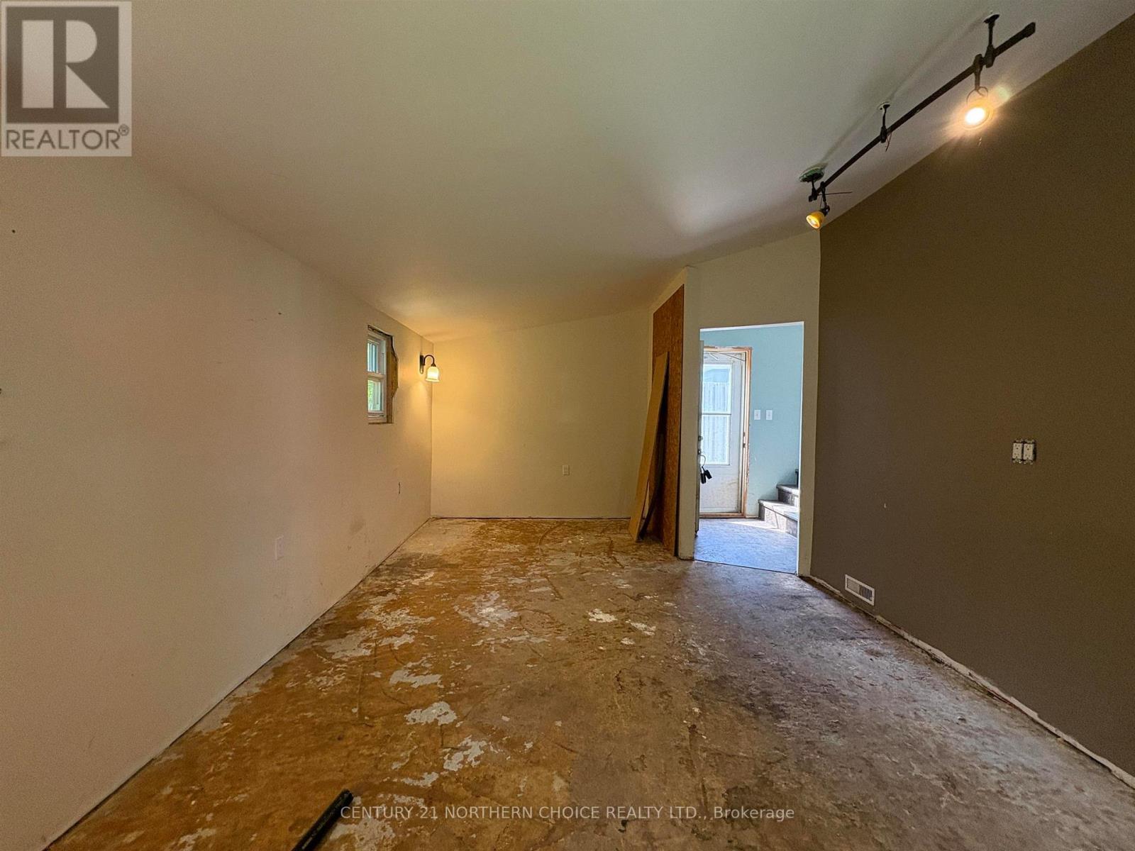 808 Portage Avenue, Fort Frances, Ontario  P9A 2A6 - Photo 18 - X13595004