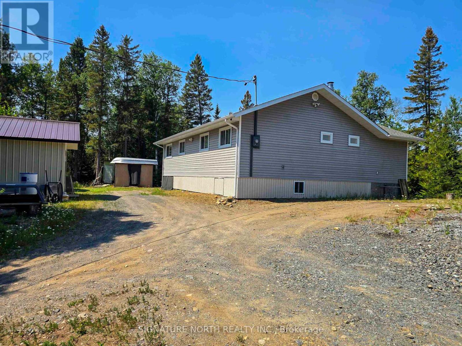 153-155 Maki Lake Road, Thunder Bay Remote Area, Ontario  P7G 0L3 - Photo 2 - X13602276