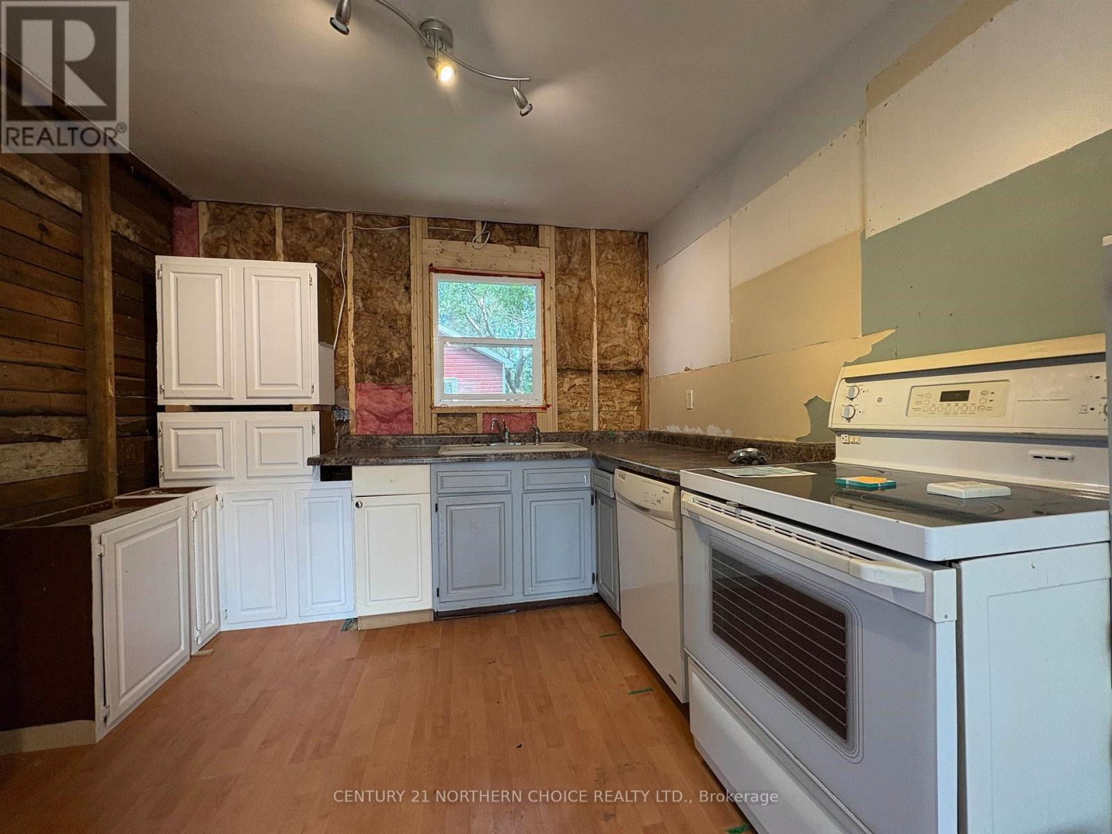 808 Portage Avenue, Fort Frances, Ontario  P9A 2A6 - Photo 6 - X13595004