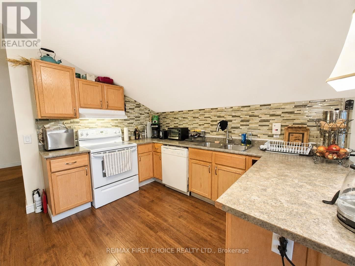 108 First NE Avenue, Greenstone, Ontario  P0T 1M0 - Photo 11 - X13603602