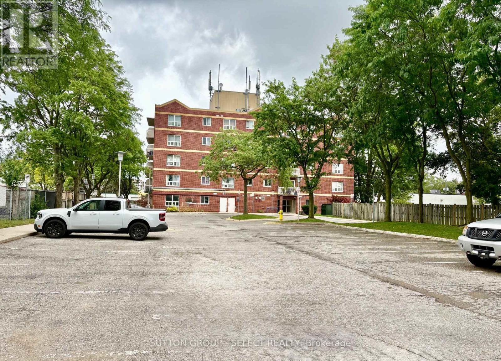 505 - 626 First Street, London East, Ontario  N5V 2A2 - Photo 2 - X13619660