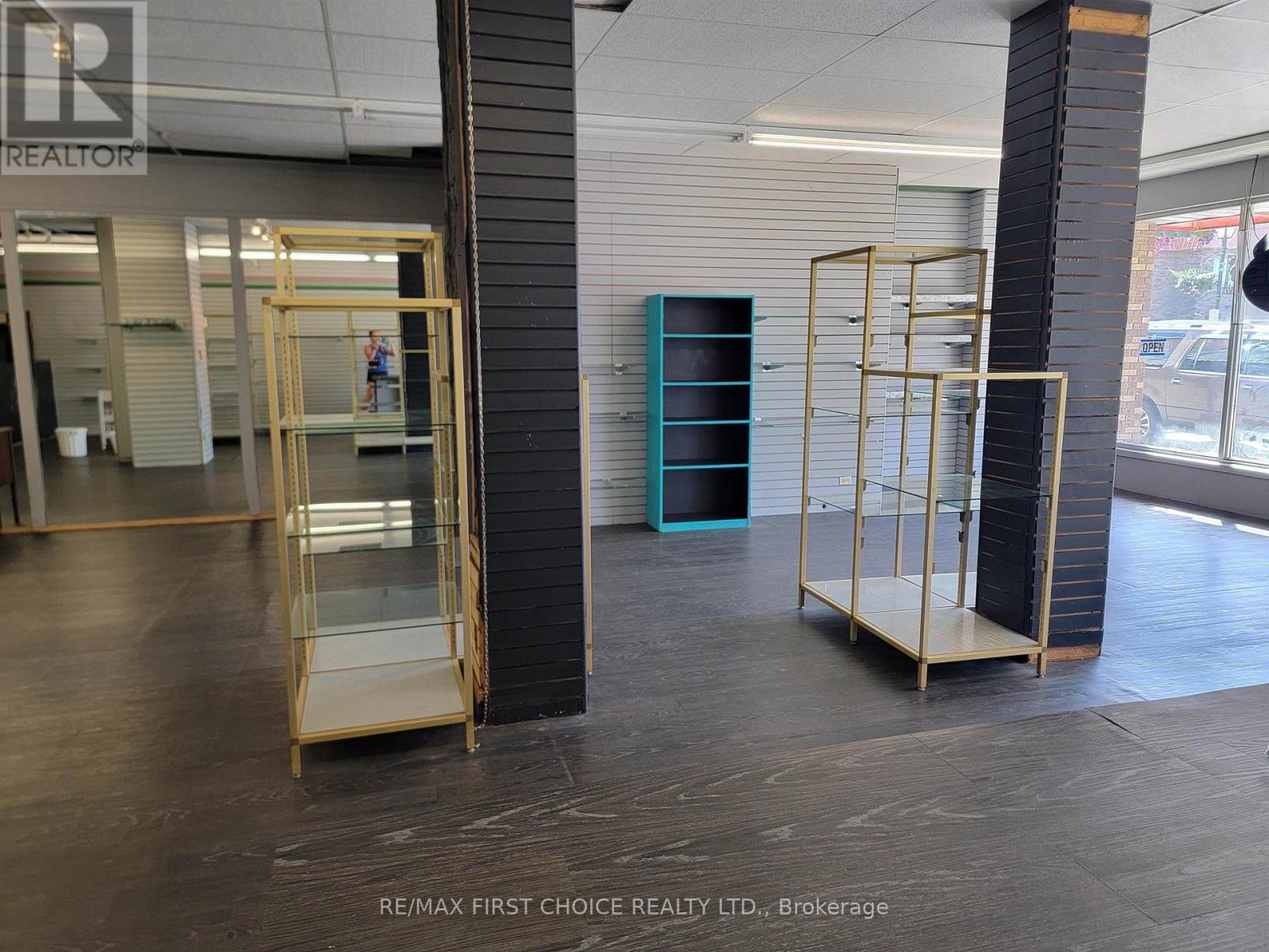 310 Scott St, Fort Frances, Ontario  P9A 1G9 - Photo 3 - X13622692