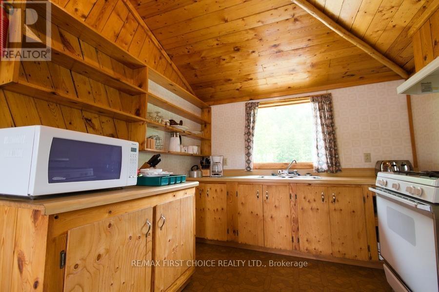 6502 Hwy 11, Greenstone, Ontario  P0T 1M0 - Photo 34 - X13610330